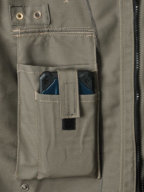 Куртка рабочая мужская летняя 450T-CAN-7/90 с отстёгивающимися рукавами, внутренний карман. В кармане — телефон размером 14 × 83 × 162 мм.